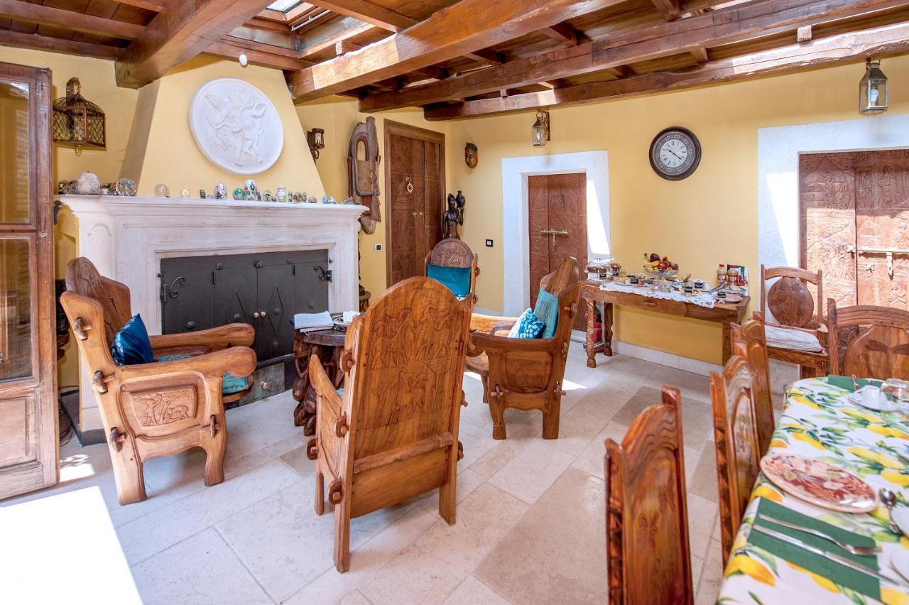 B&B Bone Novelle Dimora Storica Palazzo Zuzi LʼAquila Exterior foto